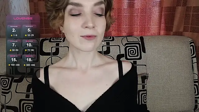 TinaWince online show from April 12, 5:01 am