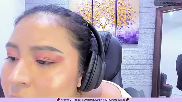  alaiasmile  online show from March 10, 7:29 pm