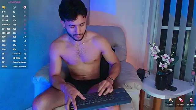 Valentinoford online show from March 7, 8:23 am