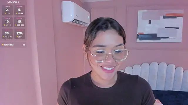 mara brooks online show from March 16, 1:38 am