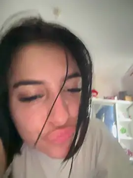 Snapshot of Naughty_arabs chatting on December 26, 10:09 pm Naughty arabs online show from December 26, 10:09 pm
