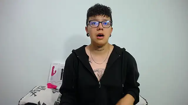 alex noa online show from February 24, 12:09 am