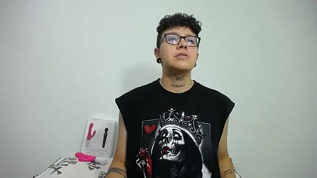 alex noa online show from February 26, 8:44 pm