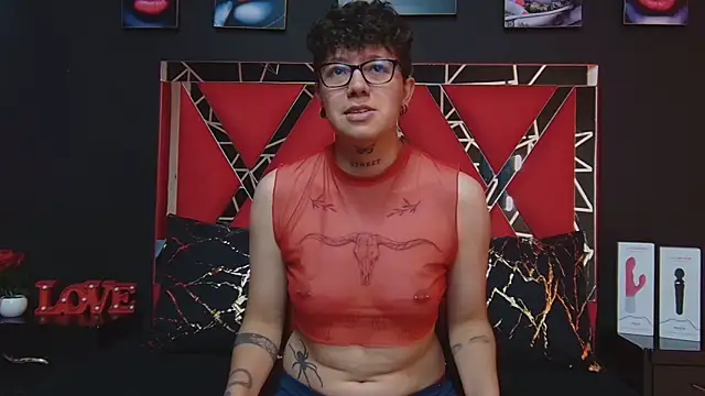 alex noa online show from March 6, 7:43 pm