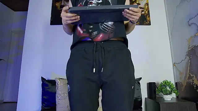 alex noa online show from April 21, 2:51 am