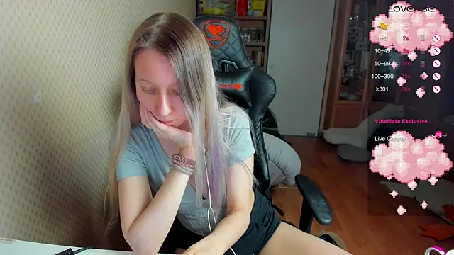 Snapshot of cutieMila chatting on February 1, 8:58 pm cutieMila online show from February 1, 8:58 pm