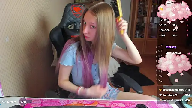 cutieMila online show from April 22, 3:13 pm