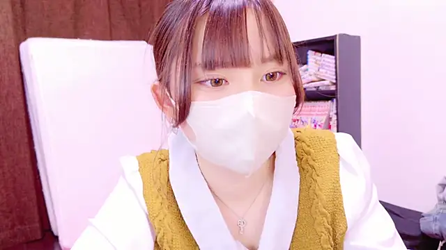 senachinnn online show from February 25, 12:03 pm