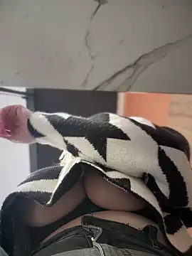 Teya moon  online show from January 24, 12:10 pm