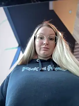 Teya moon  online show from January 30, 11:22 am