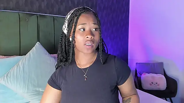 Snapshot of Anneth__M chatting on December 11, 7:57 pm Anneth  M online show from December 11, 7:57 pm