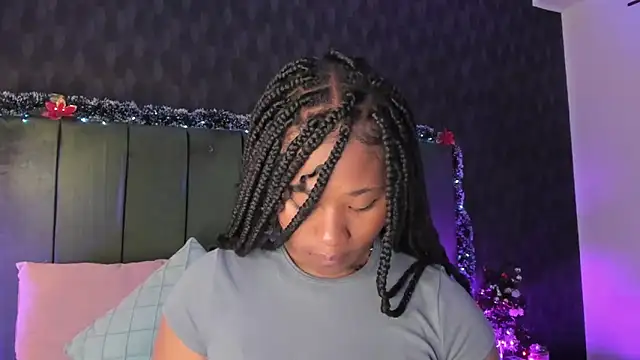 Snapshot of Anneth__M chatting on December 19, 7:40 pm Anneth  M online show from December 19, 7:40 pm