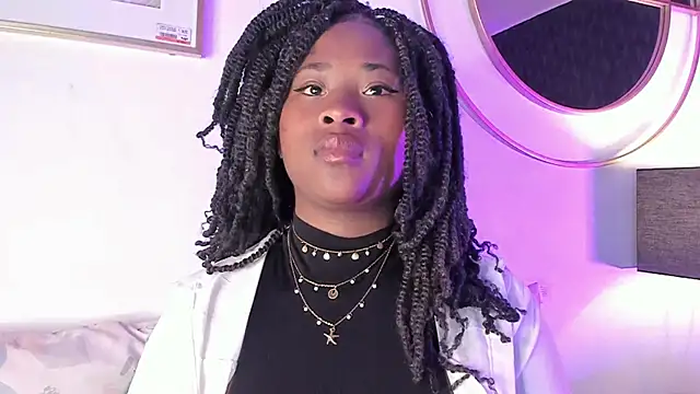 Snapshot of Anneth__M chatting on March 3, 7:39 pm Anneth  M online show from March 3, 7:39 pm