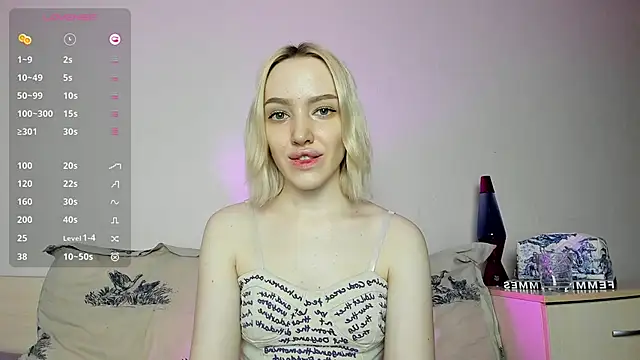 Snapshot of cheryl_mason chatting on February 20, 9:20 pm cheryl mason online show from February 20, 9:20 pm