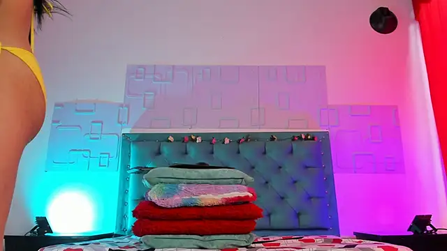 thamara26 online show from February 18, 3:21 pm