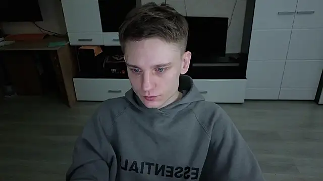 angryzan online show from February 3, 5:05 am