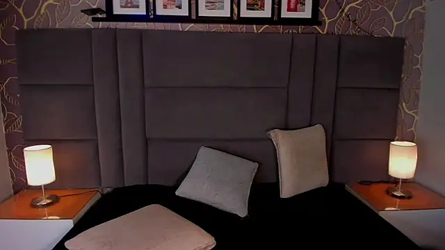 Snapshot of ana_beckett chatting on February 8, 11:44 am ana beckett online show from February 8, 11:44 am