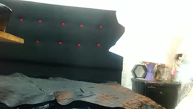 Snapshot of hairy_pussywet chatting on December 14, 7:14 pm hairy pussywet online show from December 14, 7:14 pm