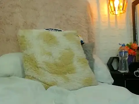 Snapshot of hairy_pussywet chatting on February 4, 6:38 pm hairy pussywet online show from February 4, 6:38 pm