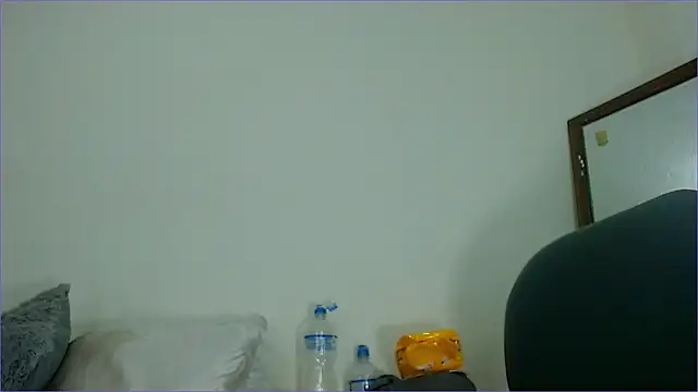 Snapshot of hairy_pussywet chatting on February 25, 9:02 pm hairy pussywet online show from February 25, 9:02 pm