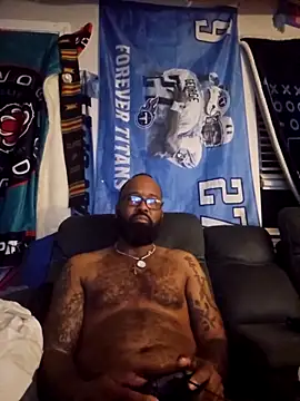 GallowayGooch1085 online show from April 22, 2:36 am