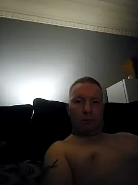 Snapshot of walker1979 chatting on September 12, 10:32 pm walker1979 online show from September 12, 10:32 pm