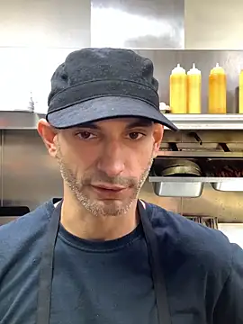 hailzeffn online show from September 15, 10:21 pm