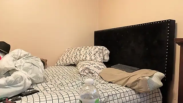 hailzeffn online show from October 22, 7:13 pm