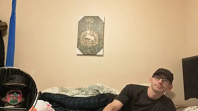 hailzeffn online show from March 13, 11:22 pm