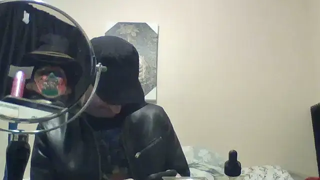 hailzeffn online show from April 11, 8:24 pm