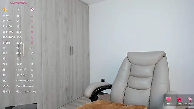  miamadison online show from April 7, 11:15 pm