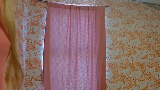 strawberrysmoothie online show from March 25, 7:31 pm