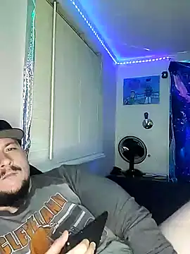 Snapshot of Spunonymous chatting on January 7, 9:29 am Spunonymous online show from January 7, 9:29 am