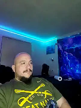 Snapshot of Spunonymous chatting on January 28, 4:39 am Spunonymous online show from January 28, 4:39 am