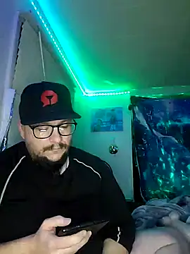 Snapshot of Spunonymous chatting on February 5, 2:29 am Spunonymous online show from February 5, 2:29 am