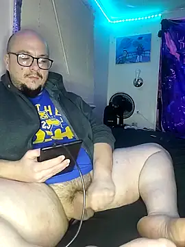 Snapshot of Spunonymous chatting on February 22, 10:29 am Spunonymous online show from February 22, 10:29 am