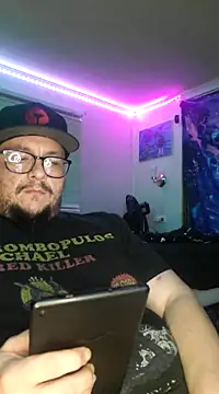 Snapshot of Spunonymous chatting on March 9, 8:29 am Spunonymous online show from March 9, 8:29 am