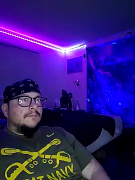 Snapshot of Spunonymous chatting on March 11, 4:43 am Spunonymous online show from March 11, 4:43 am