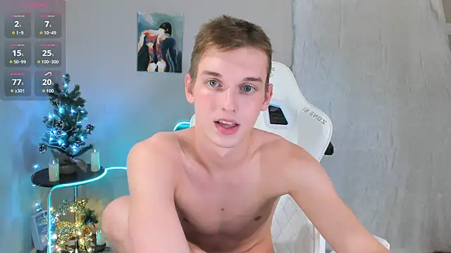 Snapshot of 4ever_dude chatting on December 11, 8:36 am 4ever dude online show from December 11, 8:36 am