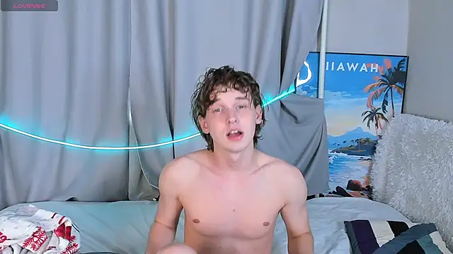 Snapshot of 4ever_dude chatting on October 10, 12:48 pm 4ever dude online show from October 10, 12:48 pm