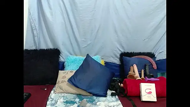 chocolatemix44 online show from April 19, 6:10 pm