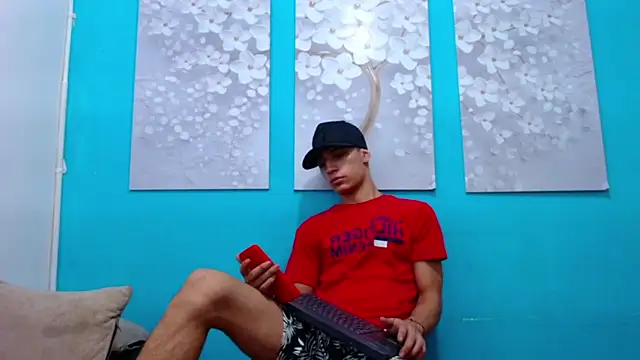 Leon hot X online show from December 23, 11:28 pm