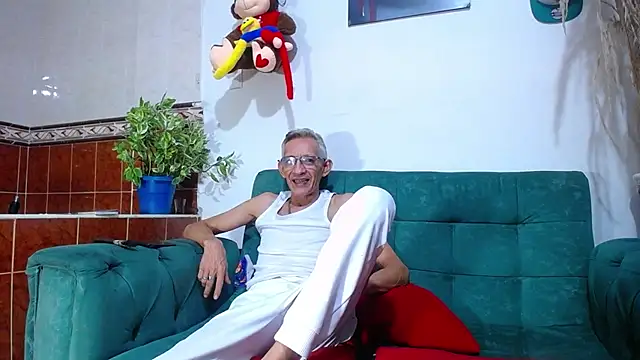 Leon hot X online show from February 23, 9:26 pm