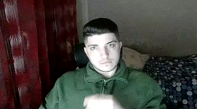 BoiWhore online show from December 28, 11:05 pm