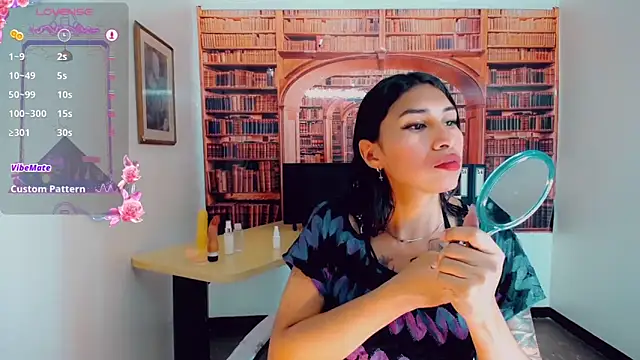 khiara moretti online show from February 26, 10:42 pm