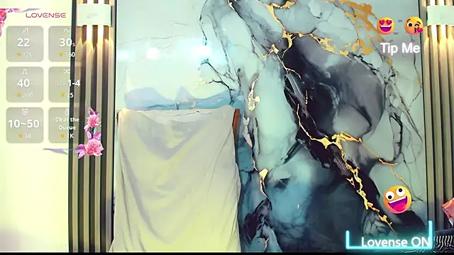 khiara moretti online show from January 16, 7:18 pm