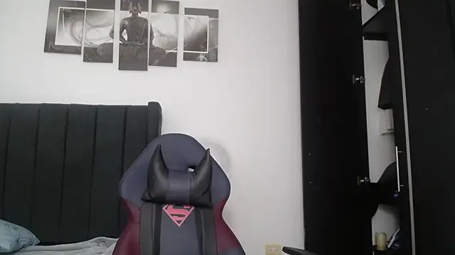 Snapshot of muscle_ares chatting on February 27, 10:37 am muscle ares online show from February 27, 10:37 am