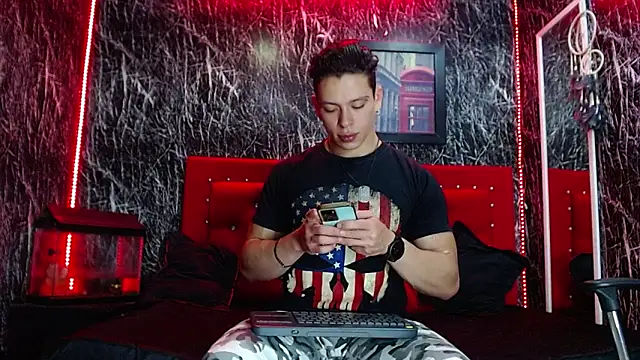 Snapshot of Baxter_Dex chatting on December 5, 2:53 am Baxter Dex online show from December 5, 2:53 am