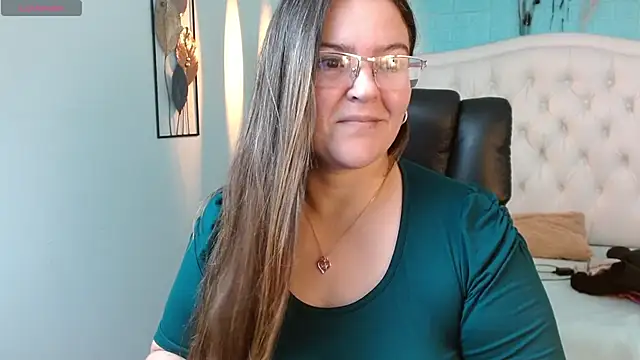 MsJossie online show from April 21, 3:35 am