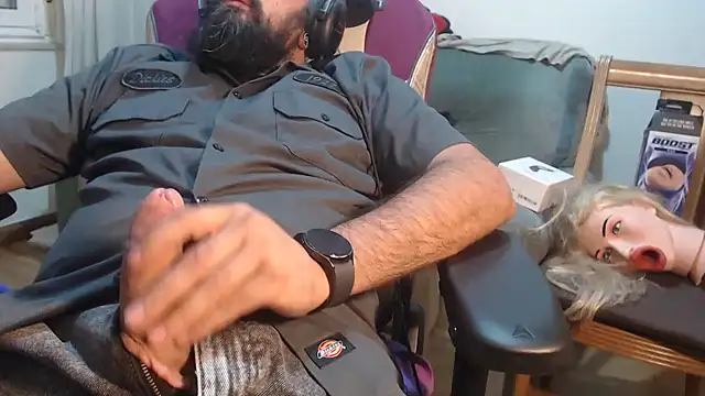 Snapshot of master4subslut chatting on September 30, 9:53 pm master4subslut online show from September 30, 9:53 pm